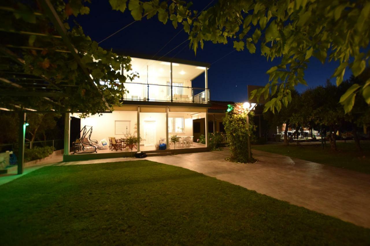 V Luxury Suites Toroni 3 Екстер'єр фото