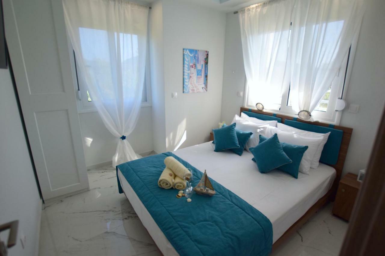 V Luxury Suites Toroni 3 Екстер'єр фото