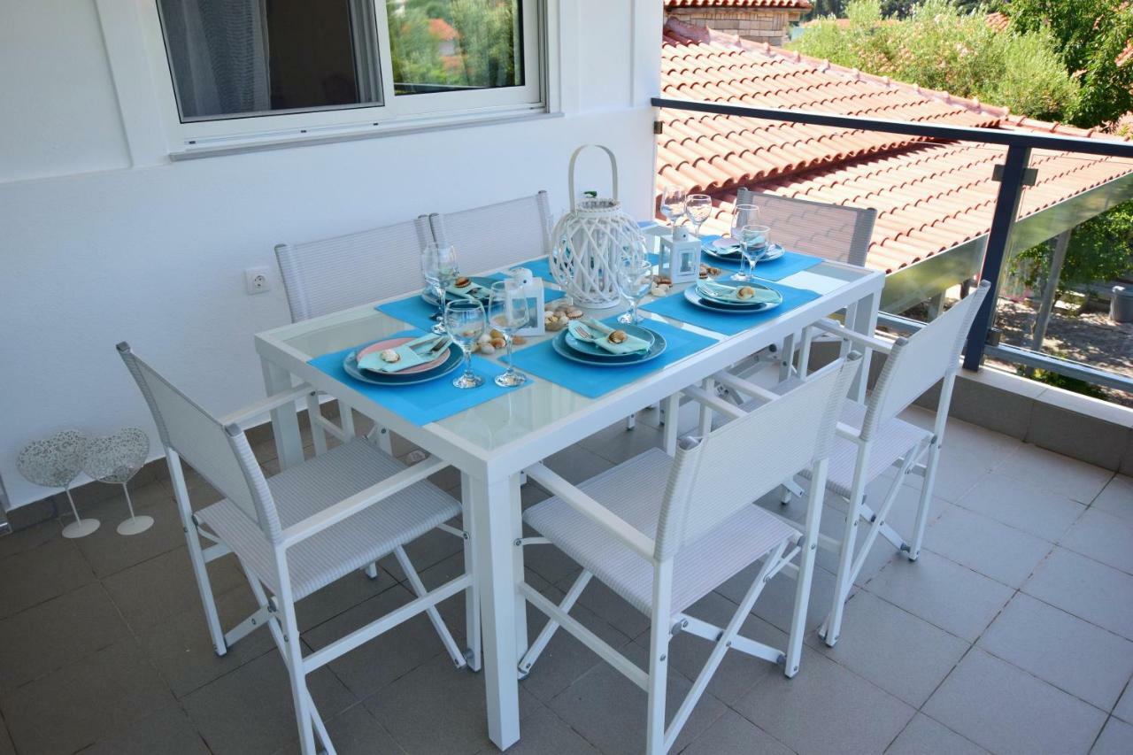 V Luxury Suites Toroni 3 Екстер'єр фото