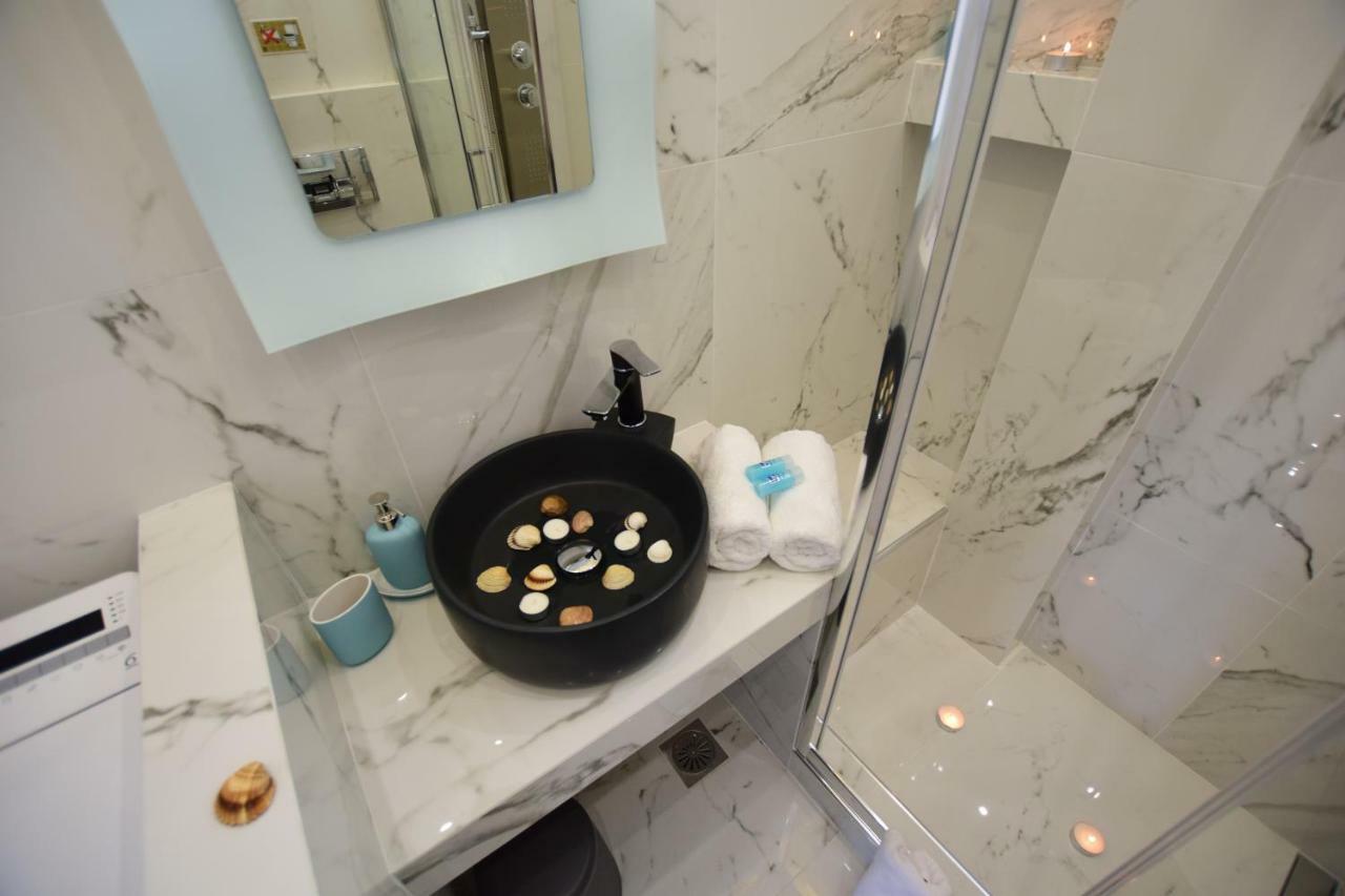 V Luxury Suites Toroni 3 Екстер'єр фото