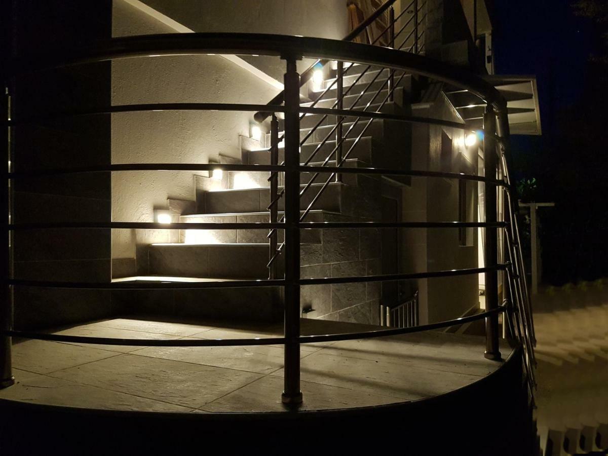 V Luxury Suites Toroni 3 Екстер'єр фото